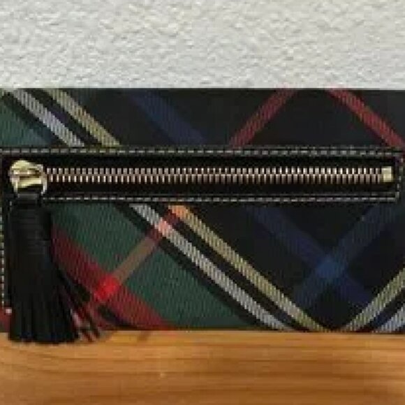 Dooney & Bourke Tartan Continental Clutch Wallet EUC - Picture 2 of 4
